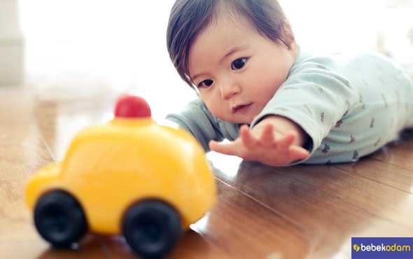 İlk 6 Aylık Bebek Gelişimi